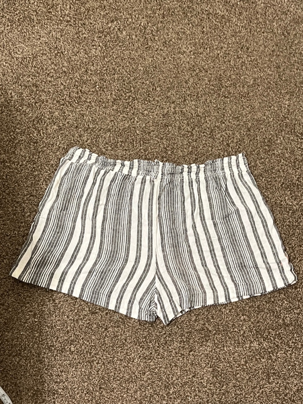 Time and Tru Linen Drawstring Striped Shorts